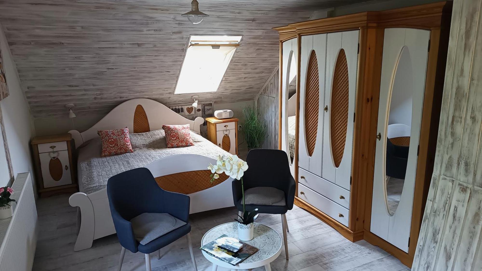 T.H.Ny Village Inn Cottage Tihany Eksteriør billede